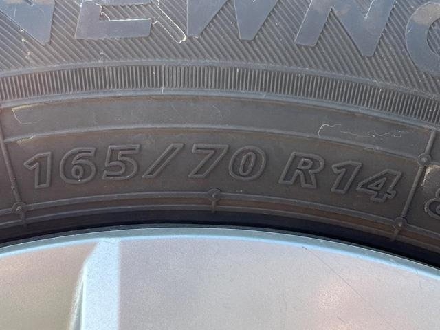 
								2017 TOYOTA VITZ F full									