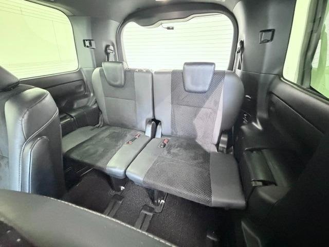 
								2021 TOYOTA VOXY HYBRID ZS KIRAMEKI III full									