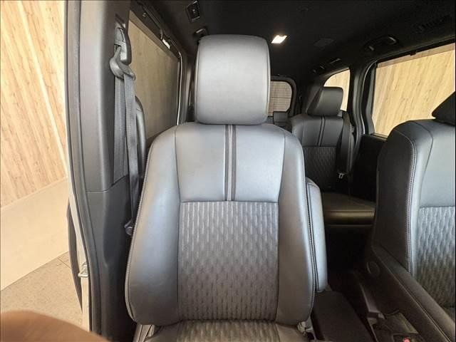 
								2022 TOYOTA NOAH HYBRID S-Z full									