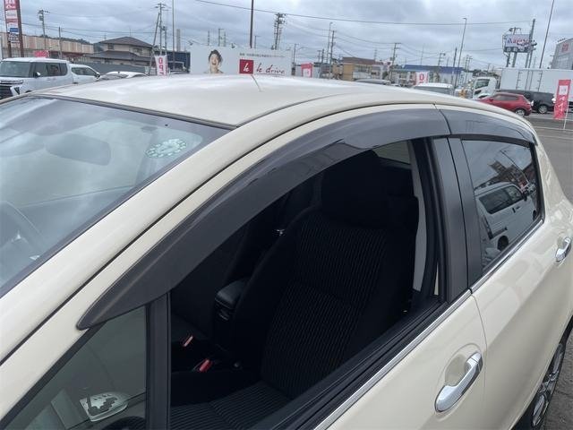 
								2015 TOYOTA VITZ JEWELA full									