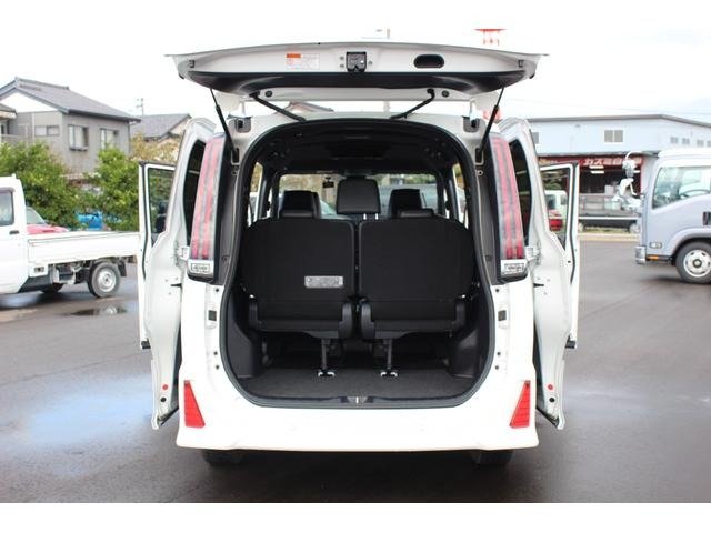 
								2021 TOYOTA NOAH SI WxB III full									