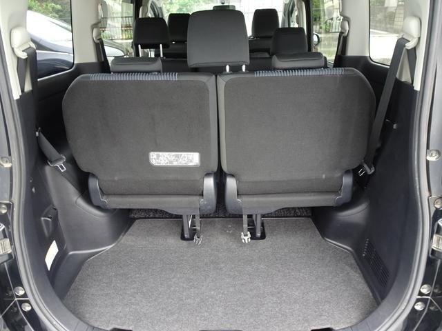 
								2015 TOYOTA VOXY ZS full									