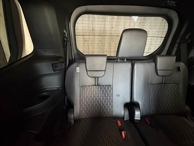 
								2022 TOYOTA NOAH HYBRID S-Z full									