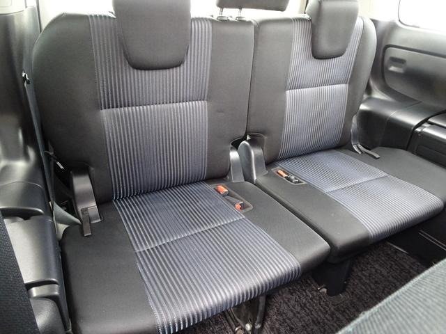 
								2015 TOYOTA VOXY ZS full									