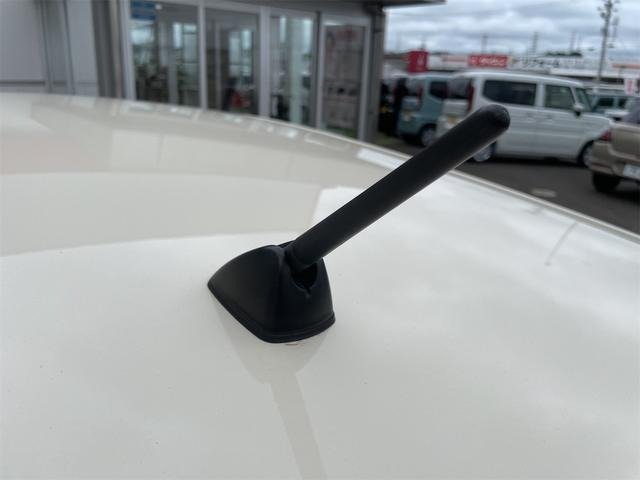 
								2015 TOYOTA VITZ JEWELA full									