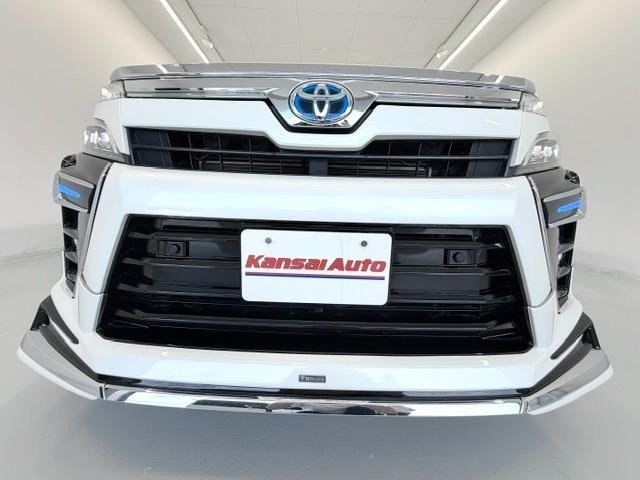 
								2021 TOYOTA VOXY HYBRID ZS KIRAMEKI III full									