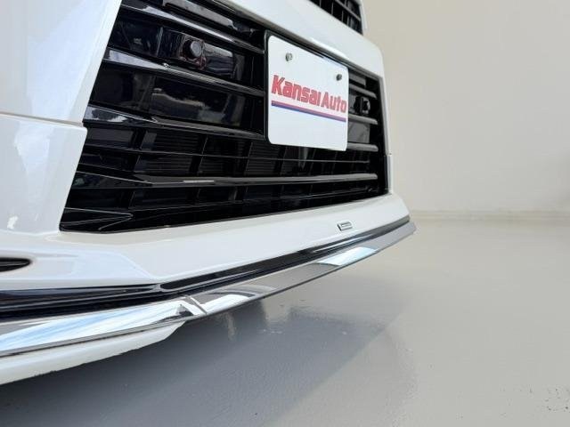 
								2021 TOYOTA VOXY HYBRID ZS KIRAMEKI III full									
