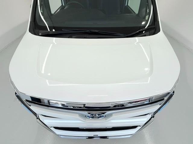 
								2021 TOYOTA VOXY HYBRID ZS KIRAMEKI III full									
