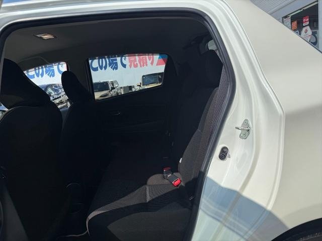 
								2020 TOYOTA VITZ F SAFETY EDITION III full									