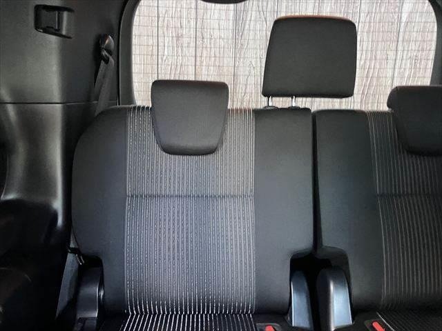 
								2019 TOYOTA VOXY ZS KIRAMEKI II full									