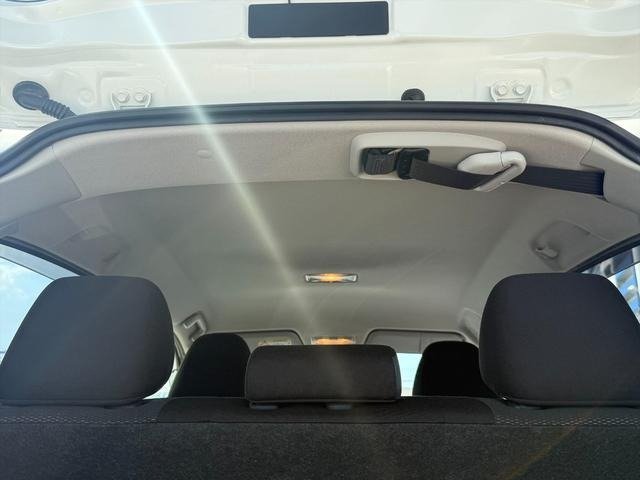
								2020 TOYOTA VITZ F SAFETY EDITION III full									