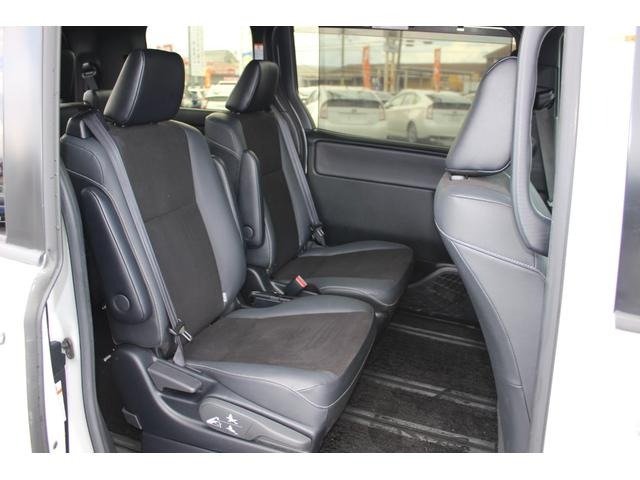 
								2021 TOYOTA NOAH SI WxB III full									