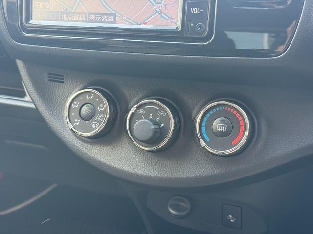 
								2020 TOYOTA VITZ F SAFETY EDITION III full									