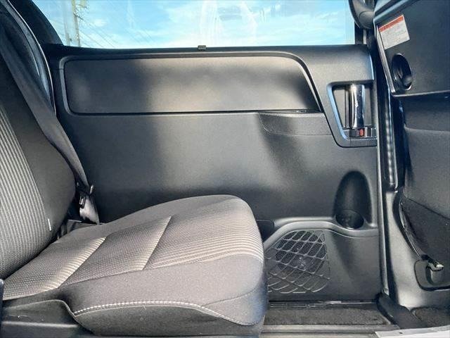 
								2019 TOYOTA VOXY ZS KIRAMEKI II full									