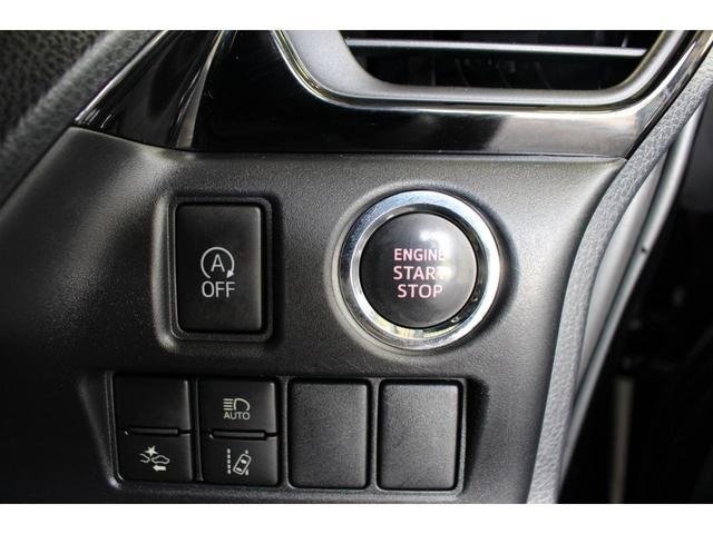 
								2017 TOYOTA NOAH SI full									