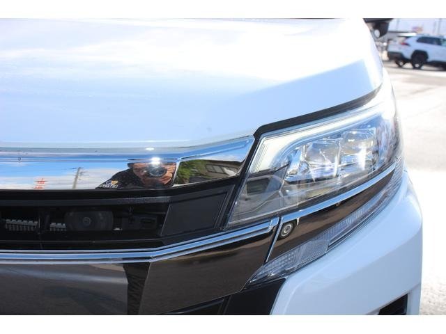
								2021 TOYOTA NOAH SI WxB III full									