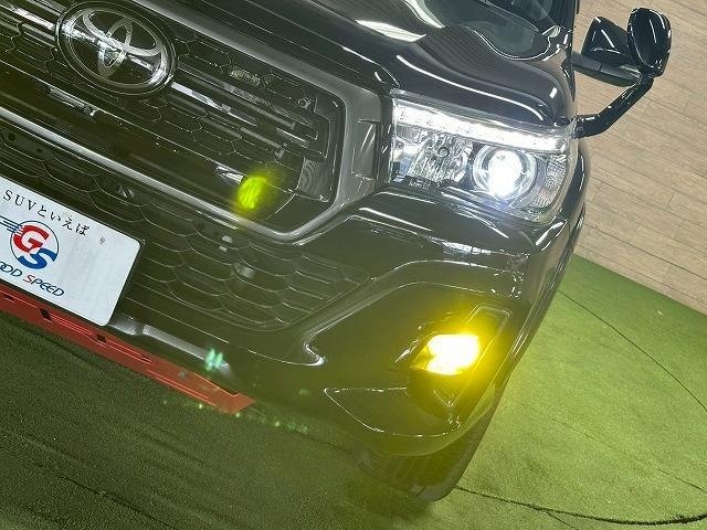 
								2020 TOYOTA HILUX Z BLACK RALLY EDITION full									