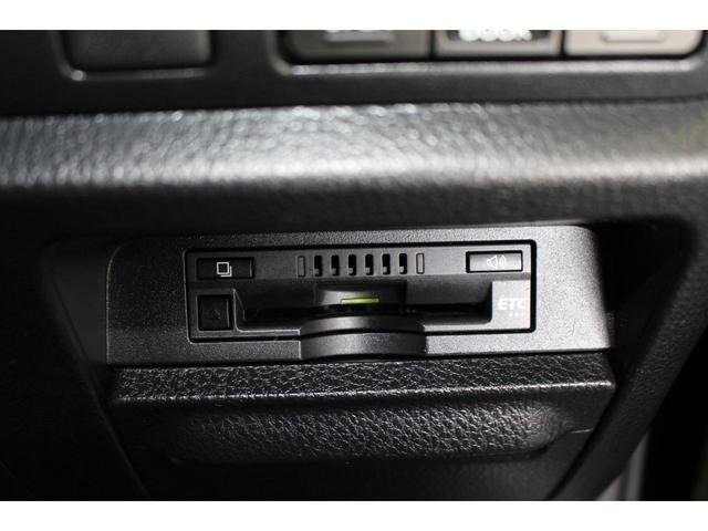 
								2017 TOYOTA NOAH SI full									