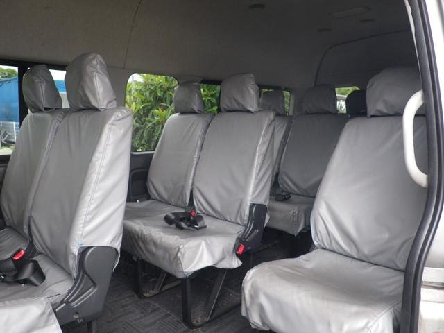 
								2011 TOYOTA HIACE COMMUTER GL full									