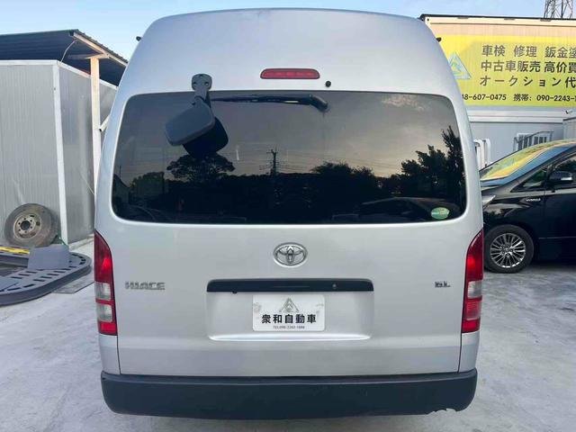 
								2012 TOYOTA HIACE COMMUTER SUPER LONG GL TURBO full									