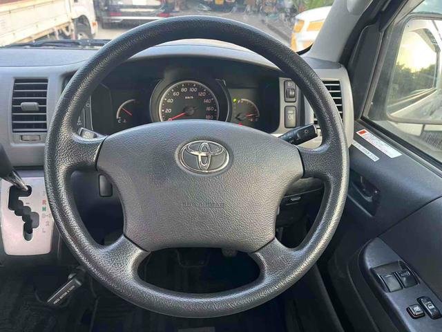 
								2012 TOYOTA HIACE COMMUTER SUPER LONG GL TURBO full									