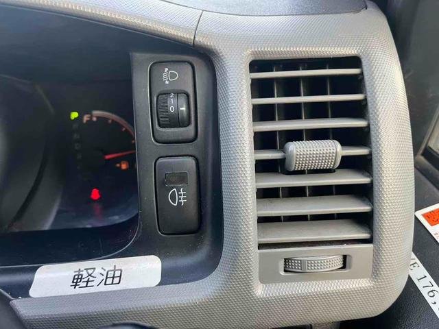 
								2012 TOYOTA HIACE COMMUTER SUPER LONG GL TURBO full									