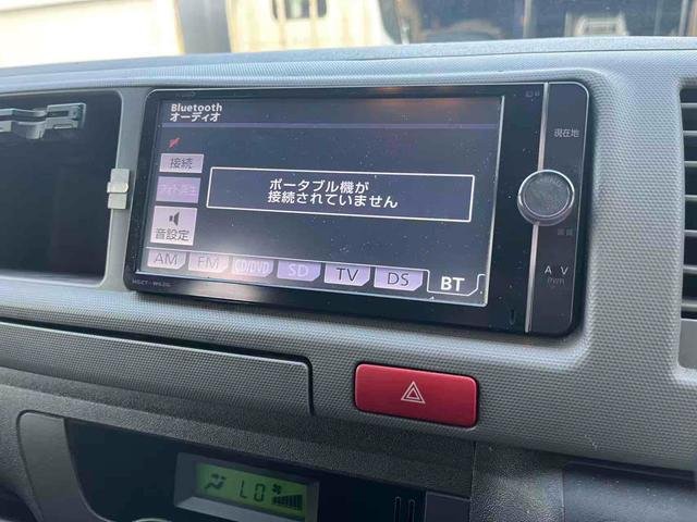 
								2012 TOYOTA HIACE COMMUTER SUPER LONG GL TURBO full									