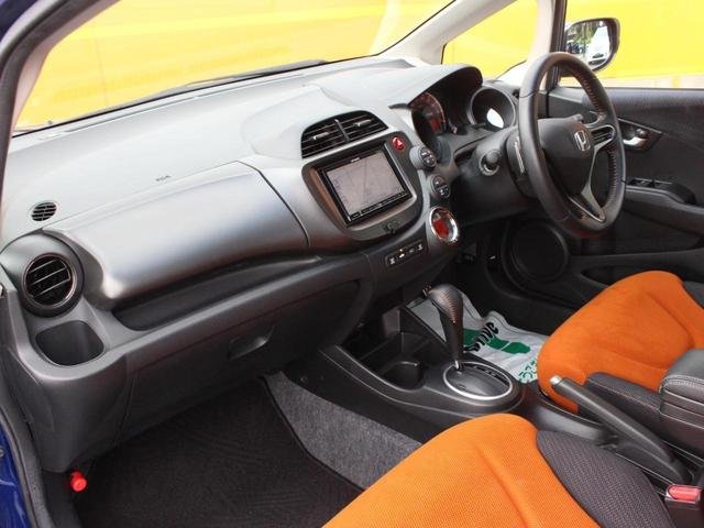 
								2011 HONDA FIT RS full									