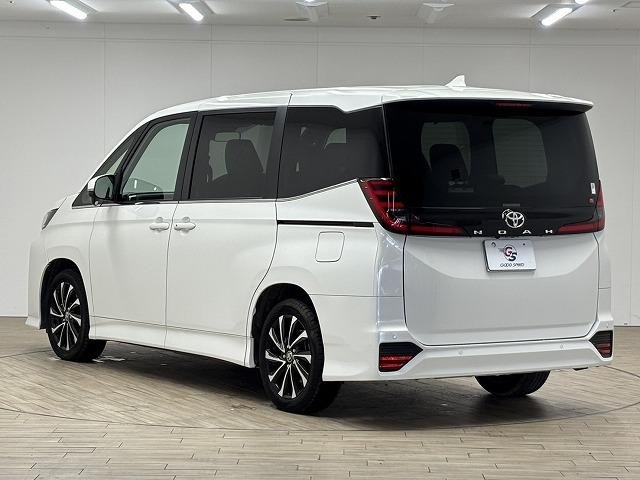 
								2023 TOYOTA NOAH S-Z full									