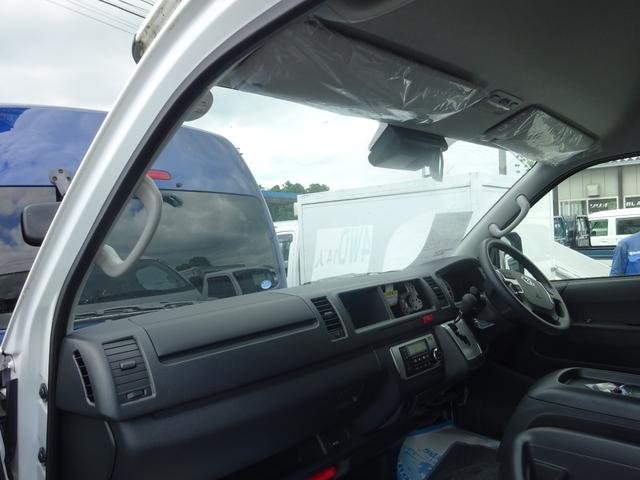 
								2025 TOYOTA HIACE COMMUTER SUPER LONG GL full									