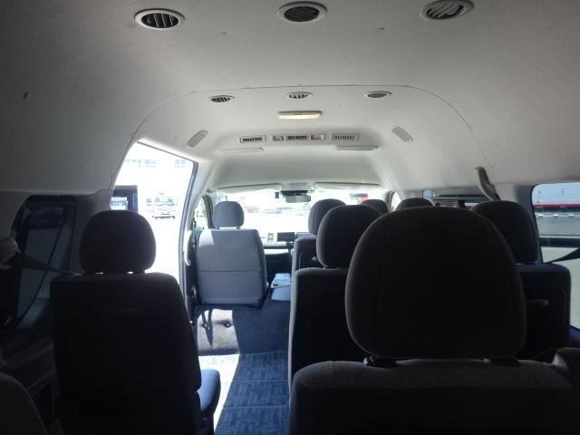 
								2021 TOYOTA HIACE COMMUTER GL full									