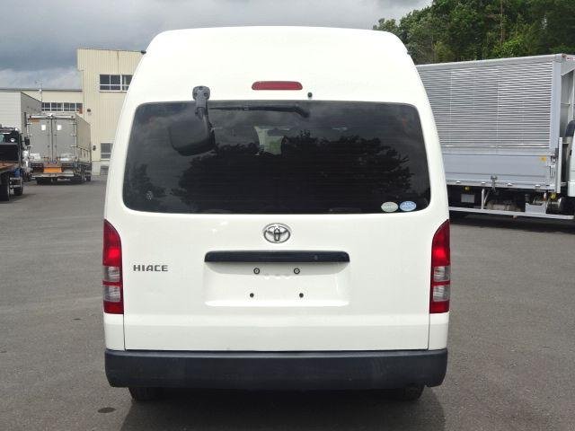 
								2015 TOYOTA HIACE COMMUTER full									