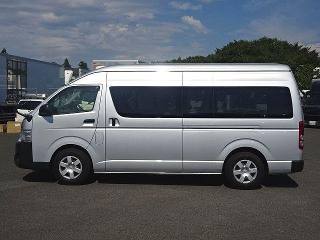 
								2019 TOYOTA HIACE COMMUTER SUPER LONG GL full									