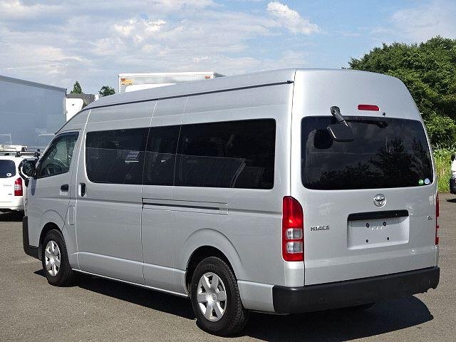 
								2019 TOYOTA HIACE COMMUTER SUPER LONG GL full									