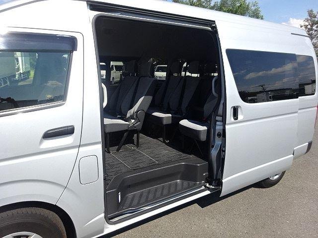 
								2019 TOYOTA HIACE COMMUTER SUPER LONG GL full									