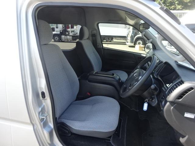 
								2019 TOYOTA HIACE COMMUTER SUPER LONG GL full									