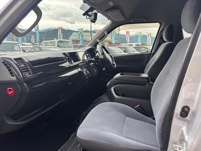 
								2013 TOYOTA HIACE COMMUTER SUPER LONG GL full									
