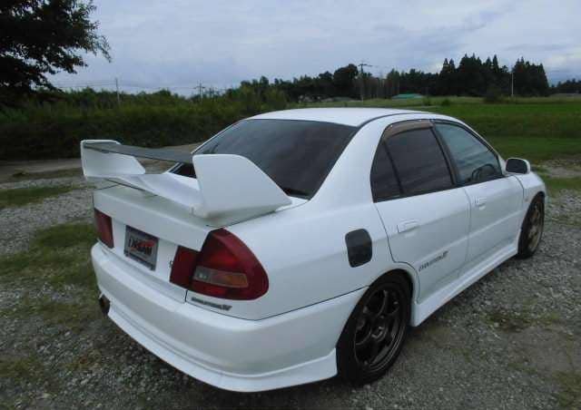 
								1996 MITSUBISHI LANCER EVOLUTION full									