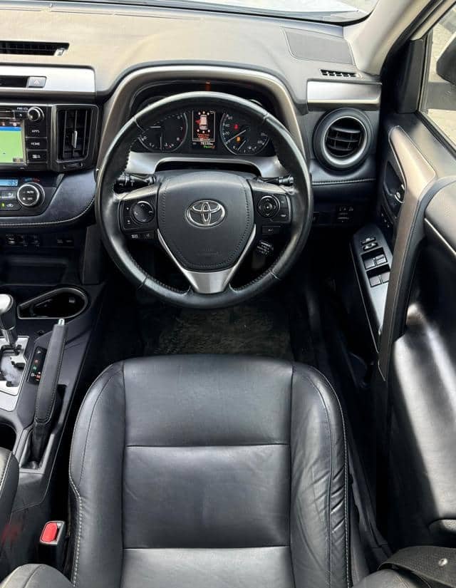 
								2018 TOYOTA RAV4 full									