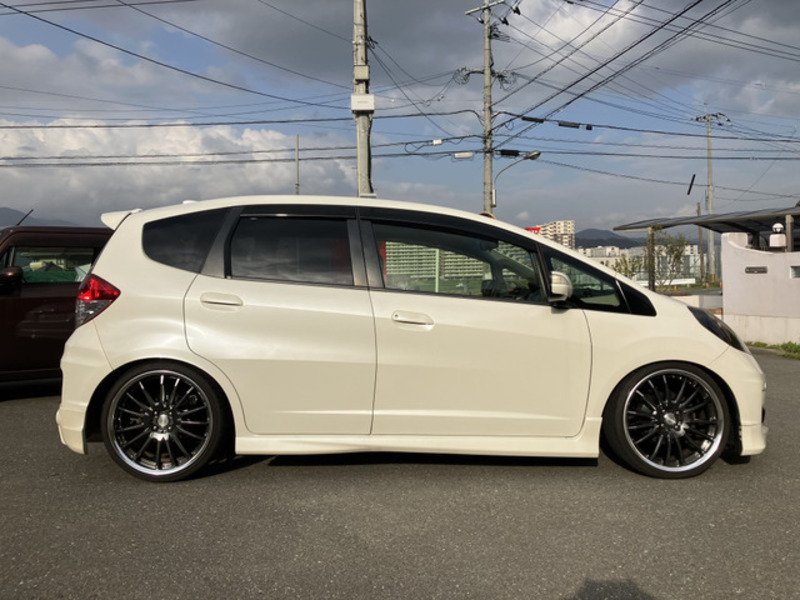 
								2012 HONDA FIT RS full									