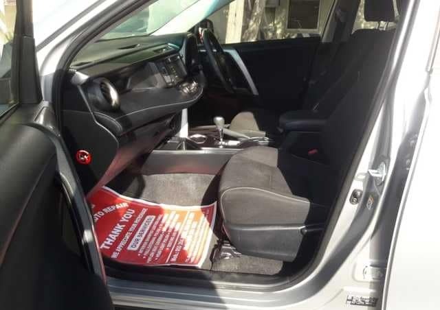 
								2017 TOYOTA RAV4 full									