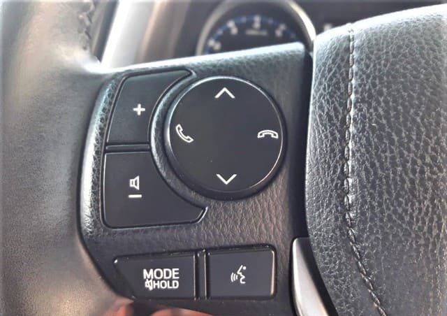 
								2017 TOYOTA RAV4 full									