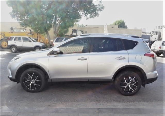 
								2017 TOYOTA RAV4 full									