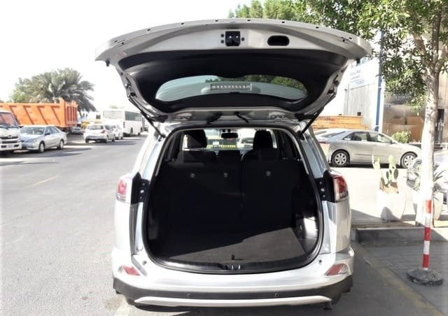 
								2017 TOYOTA RAV4 full									