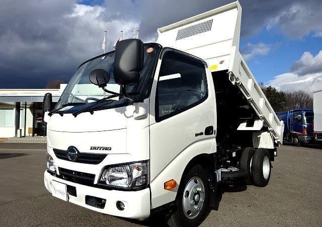 2018 HINO DUTRO DUMP TRUCK