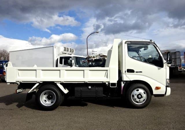 
								2018 HINO DUTRO DUMP TRUCK full									