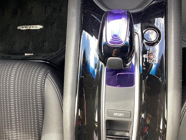 
								2017 HONDA VEZEL HONDA SENSING full									
