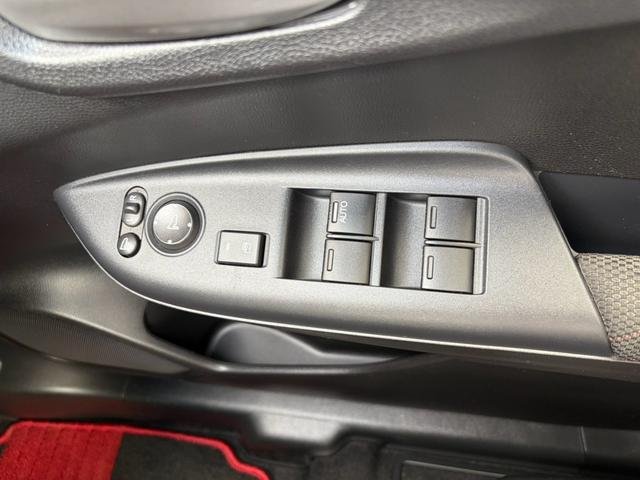 
								2014 HONDA FIT RS full									
